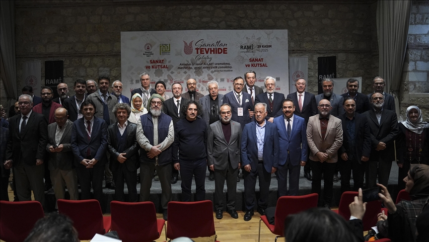 "Sanattan Tevhide Çalıştayı" Rami Kütüphanesi'nde başladı