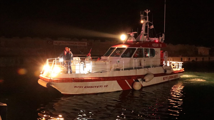 تركيا: استمرار جهود إخماد حريق بسفينة تعرضت لانفجار في البحر الأسود