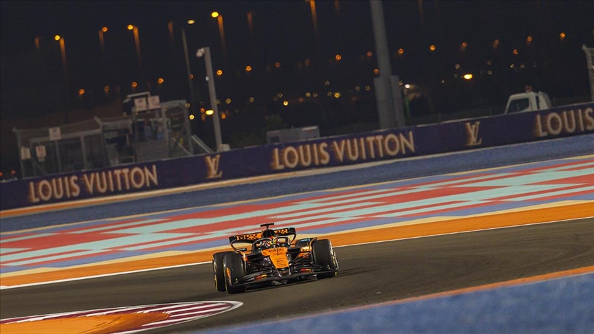 Formula 1 Katar Grand Prix'sinde sprint yarışını Piastri kazandı