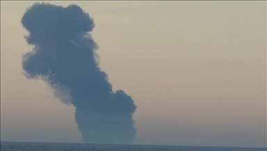 أنقرة: إخلاء 25 شخصا جراء حريق في سفينة بالبحر الأسود