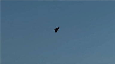 Turqia prezanton dronin e ri kamikazë me krahë të fiksuar