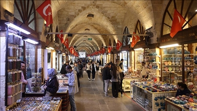 Depremlerden etkilenen Zincirli Bedesten Gaziantep ekonomisine yeniden katkı sağlıyor