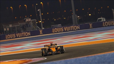 Formula 1 Katar Grand Prix'sinde sprint yarışını Piastri kazandı