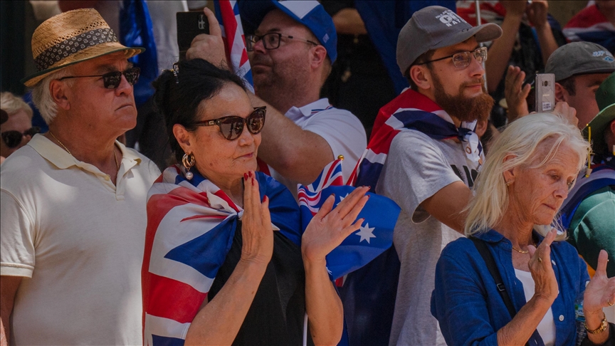 Climate change protestors block world’s largest coal export port in Australia