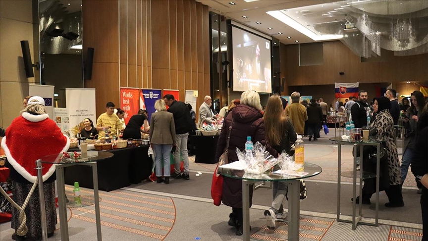 Дипломатски хуманитарен базар организиран во Скопје