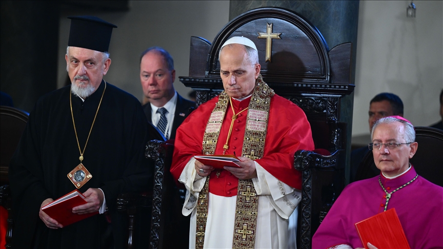 Папа Римский Лев XIV посетил церковь Кумкапы в Стамбуле