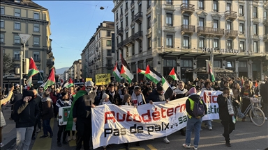 آلاف يتظاهرون في جنيف تضامناً مع الشعب الفلسطيني