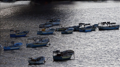"نجار البحر".. فلسطيني يعيد الحياة لقوارب بغزة دمرتها إسرائيل