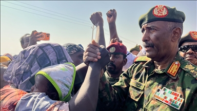 Sudan leader, UN envoy discuss efforts to advance peace