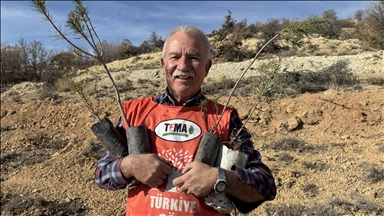 Emekli ormancının "yeşil hikayesi" doğaya adanan bir ömür oldu