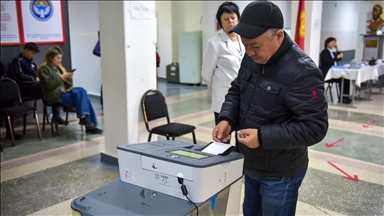 В Кыргызстане проходят досрочные выборы депутатов Жогорку Кенеша