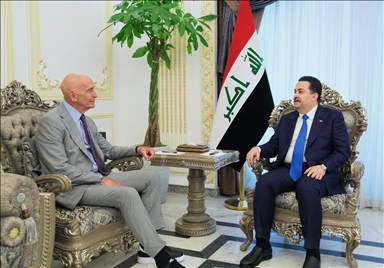 سەرۆکوەزیرانی عێراق پێشوازی لە نێردەی سەرۆکی ئەمریکا بۆ سووریا کرد