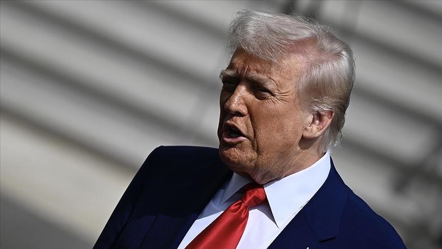 Serokê Amerîkayê Trump daxuyand ku ew ê serlêdanên îltîcayê ji bo "demeke dirêj" rawestînin