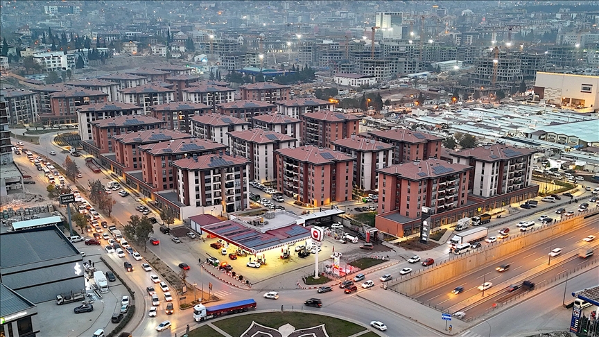 Ebrar Sitesi'nin yerine yapılan konutlardan 510'una yöre sakinleri taşındı