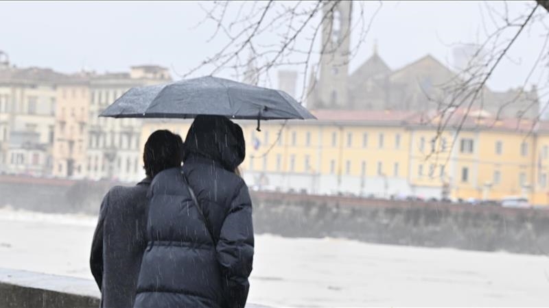 Italia qendrore dhe veriore përgatiten për stuhi të forta