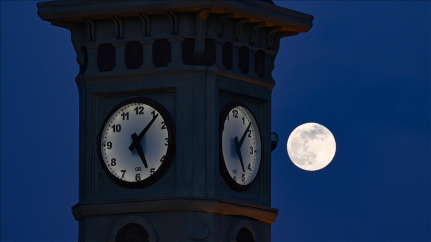 Karachi’s forgotten clock towers wait to tick again