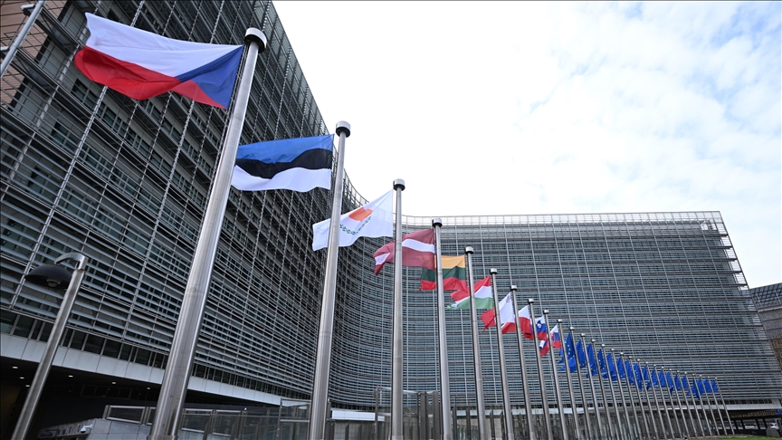 EU countries submit defense plans, majority include support for Ukraine