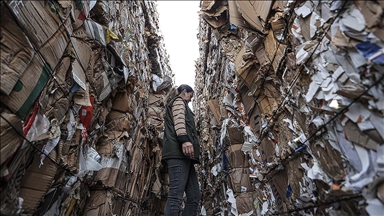 Su arıtma tesisindeki merkezde sanayicinin katı atığı da geri dönüştürülüyor