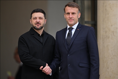 À l’Élysée, Zelensky et Macron intensifient les efforts diplomatiques pour la paix en Ukraine 