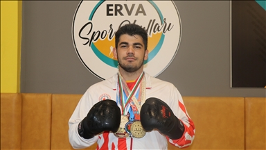 Kick boks, wushu ve muaythaide 22 madalya kazanan milli sporcu, Dünya Şampiyonası'na hazırlanıyor