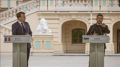 Zelensky à Paris : une visite éclair au cœur d’une semaine diplomatique décisive