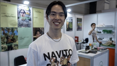 بعد رؤية معاناة أصدقائه المسلمين.. رائد أعمال ياباني يدخل عالم الحلال