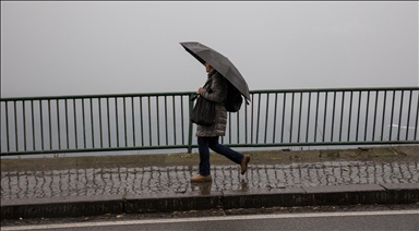 Royaume-Uni : des pluies torrentielles déclenchent des alertes d’inondations mortelles