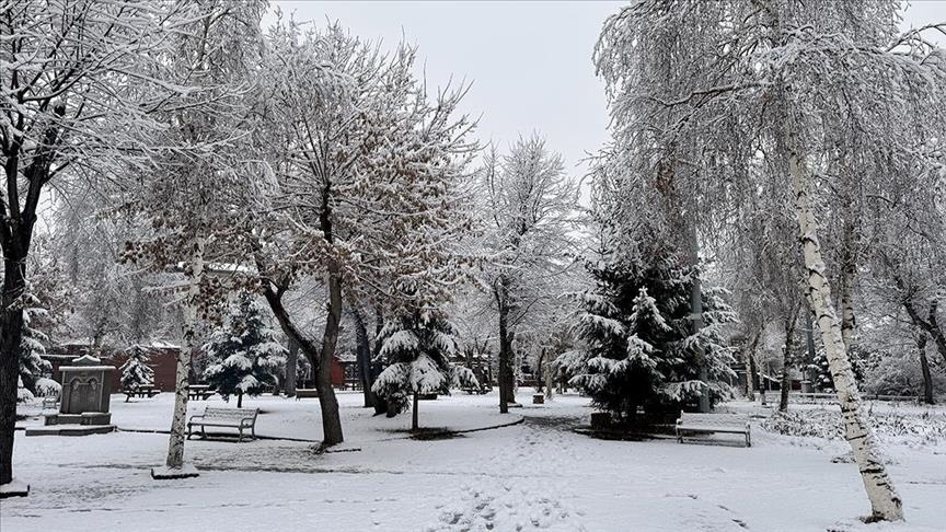 Li Erzirom, Qers, Erdexan, Agirî û Tunceliyê berf ket