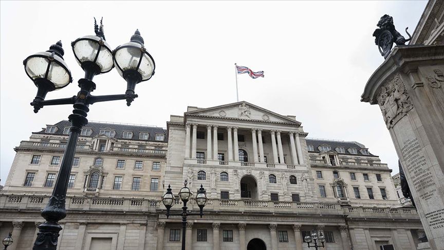 İngiltere Merkez Bankası, yapay zeka hisselerindeki yüksek değerlemelere karşı uyardı