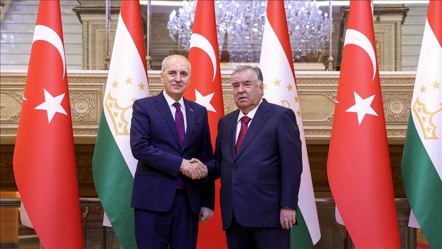 کورتولموش در دیدار با رحمان بر ثبات منطقه‌ای و توسعه مناسبات دوجانبه تأکید کرد