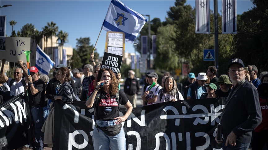 Protestë kundër Netanyahut para rezidencave të kryeministrisë dhe presidencës në Izrael