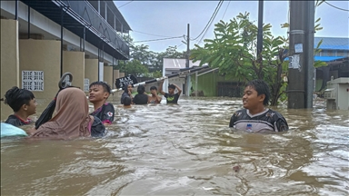 Indonésie : Le bilan des inondations et des glissements de terrain s'alourdit à 604 morts