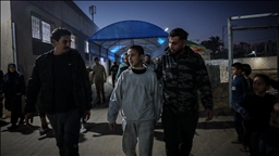 إسرائيل تفرج عن 5 أسرى من غزة وسط شهادات عن تعذيب