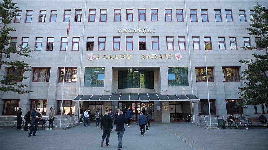 Manavgat Belediyesine yönelik "rüşvet" davası sanıklarının yargılanması sürüyor