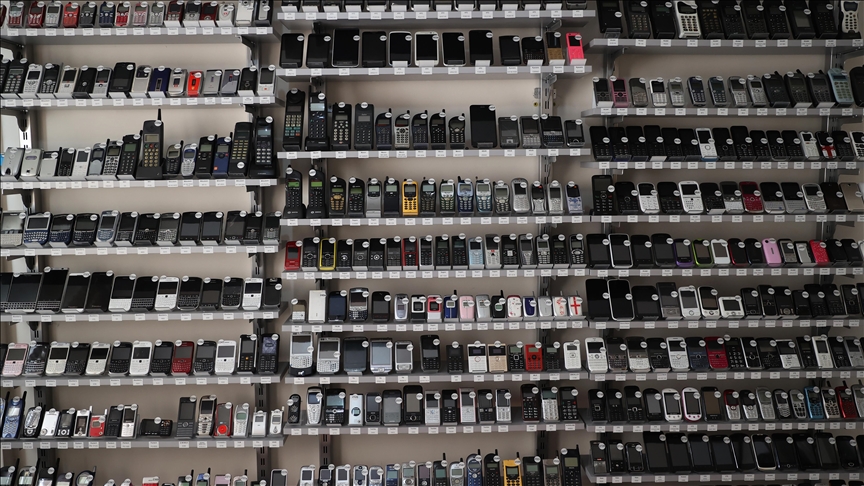 India rescinds order to install government-backed cybersecurity app on mobile phones