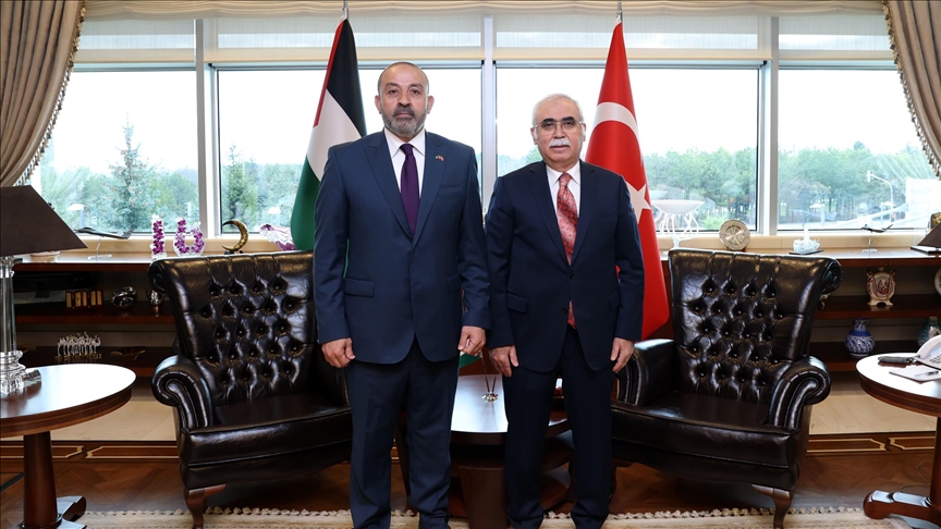 أنقرة.. رئيس المحكمة الدستورية التركية يلتقي النائب العام الفلسطيني