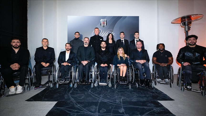 Beşiktaş Tekerlekli Sandalye Basketbol Takımı için hayata geçirilen "White Engelsiz Kart"ın lansmanı yapıldı
