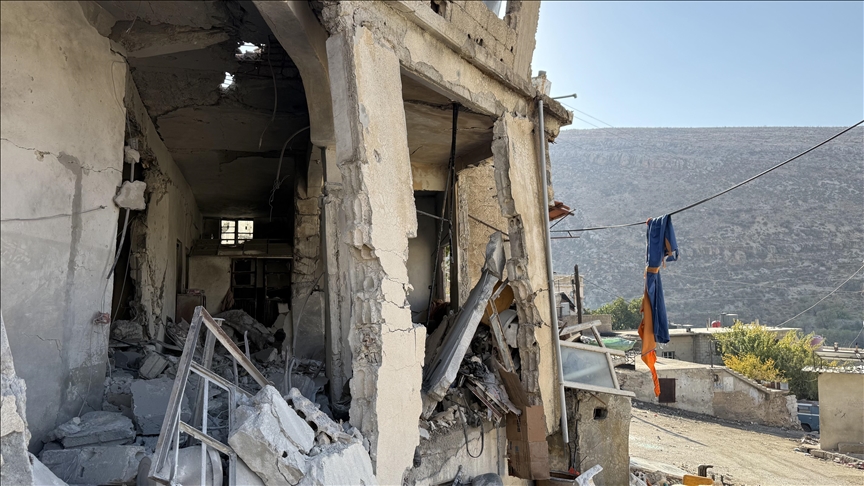 İsrail'e ait SİHA'lar, Şam kırsalına 3 hava saldırısı düzenledi