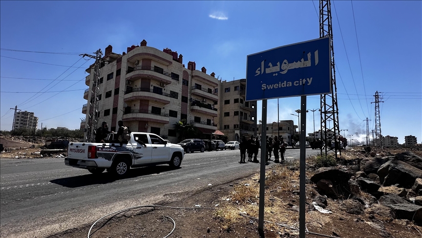 "الإخبارية السورية": عصابات الهجري تقتل رجل دين ثان بالسويداء 