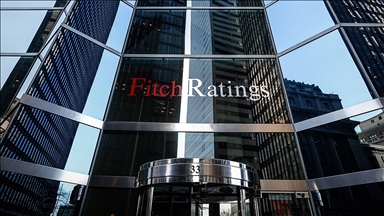 Fitch, küresel ekonomik büyüme tahminlerini yükseltti