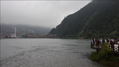 Karadeniz'in 4 gölü plastik atıkla "boğuluyor"