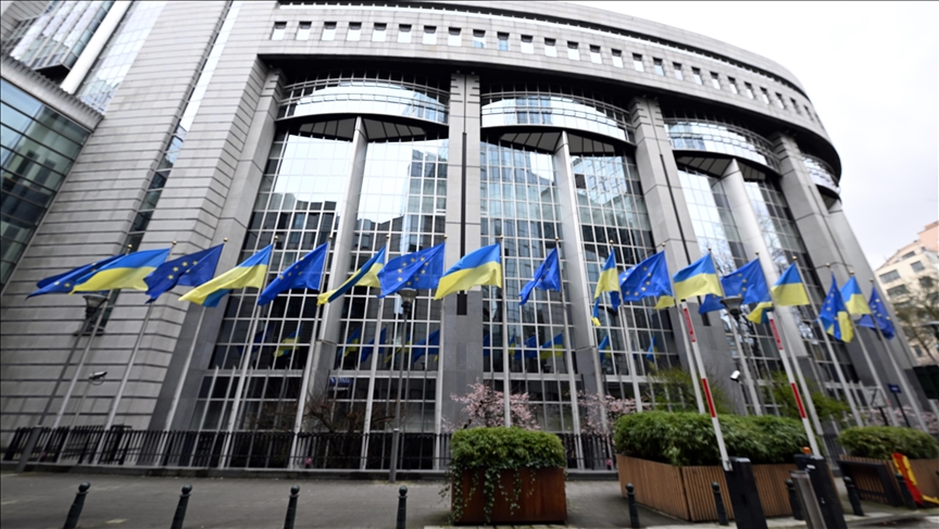 EU proposes $105B support package for Ukraine using Russian funds, joint borrowing