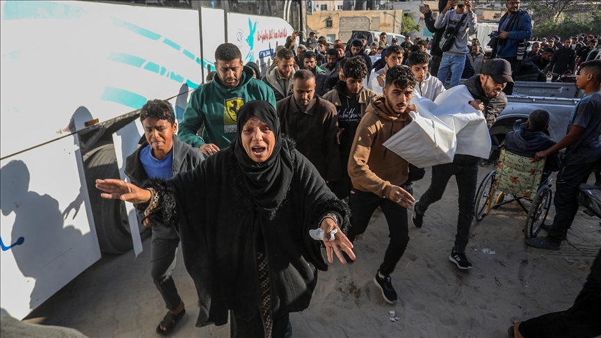 Palestinian killed, others injured by Israeli fire in new violation of Gaza ceasefire