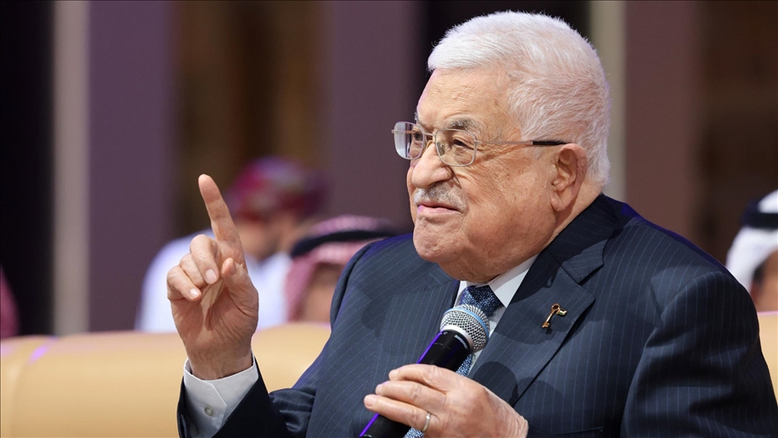 عباس: مساعدات الصين تعكس تضامنها مع فلسطين بظل العدوان الإسرائيلي