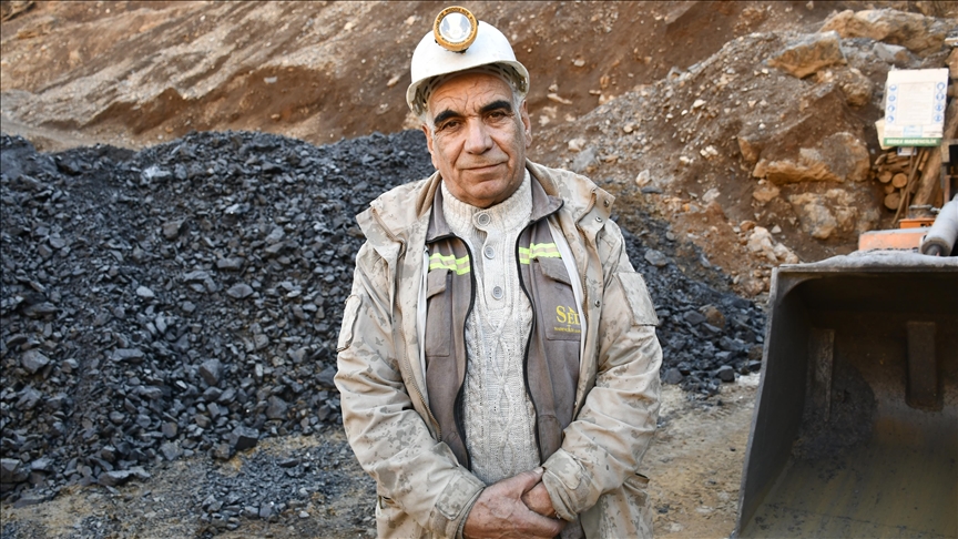 Adanalı madenci, 51 yıldır mesleğini sürdürüyor