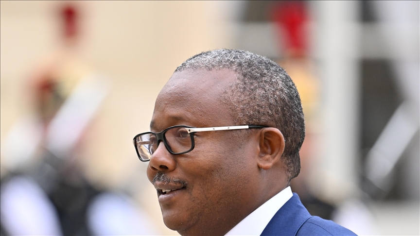 Guinée-Bissau : l’ex-président Embaló, renversé par un coup d’État, rejoint le Maroc après un passage au Congo