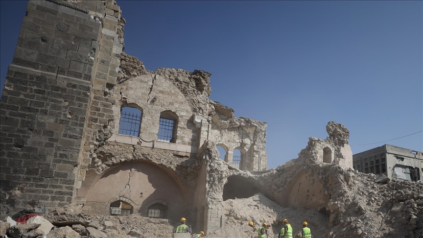 وزير السياحة الفلسطيني: إسرائيل دمرت 316 موقعا أثريا خلال الإبادة (مقابلة)