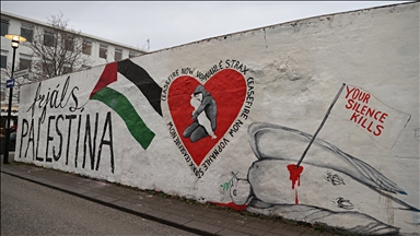 Голем графит „Слободна Палестина“ насликан на затвор во Рејкјавик го привлече вниманието