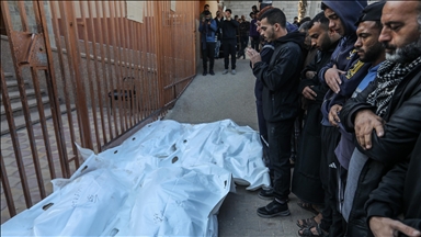 جيش إسرائيل يقتل فلسطينية ويصيب أشخاصا شرقي مدينة غزة 