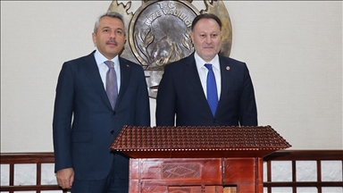 KKTC Cumhuriyet Meclisi Başkanı Öztürkler: Anavatan Türkiye'nin garantörlüğünün tartışılması söz konusu değildir